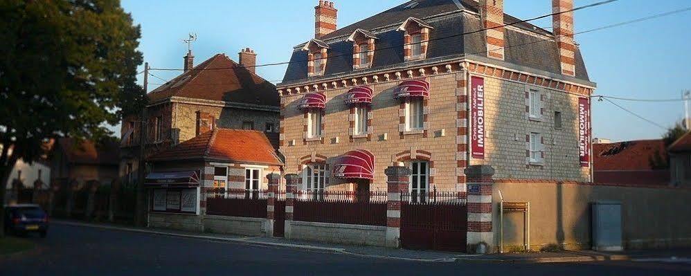 Manoir Francois 1Er Hotel Vitry-le-François Exterior foto